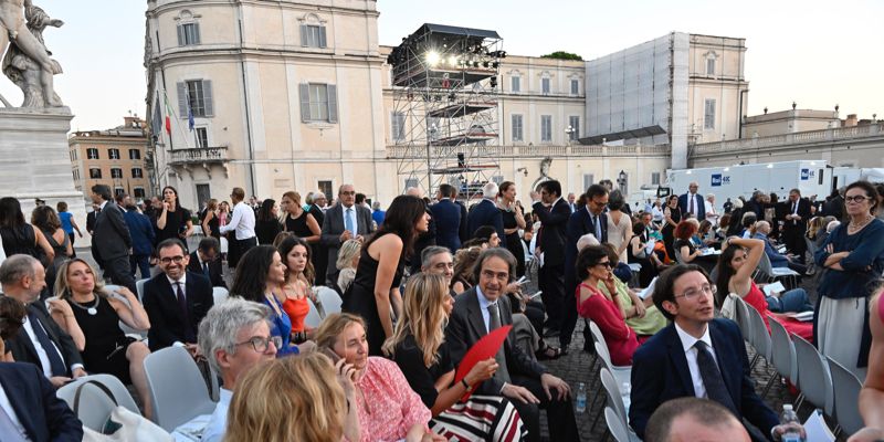 Foto dalla piazza 14
